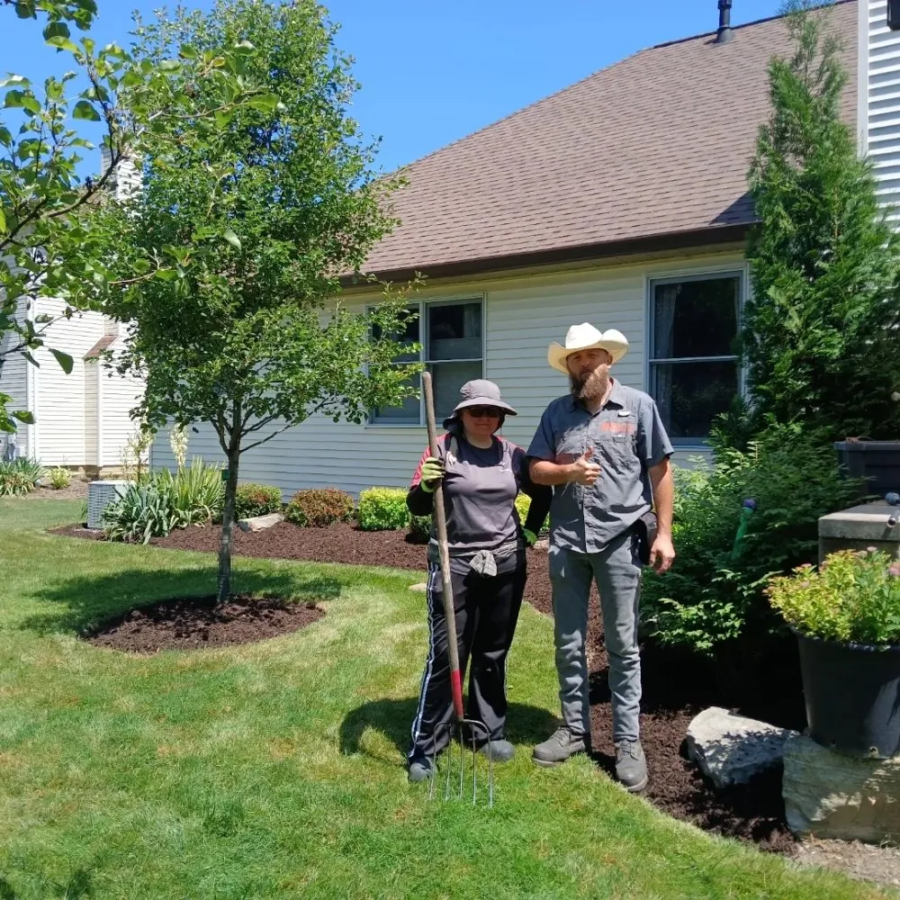 Local lawn care service experts serving Parma Heights, OH - Landlord