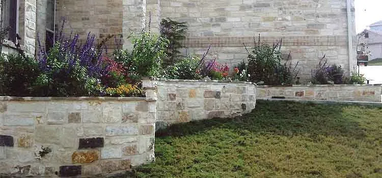 Affordable residential landscaping experts serving Bulverde, TX - Landman Group