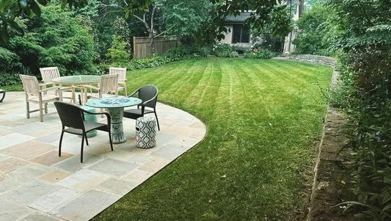 Expert lawn care service in Cincinnati, OH - Landman Landscaping