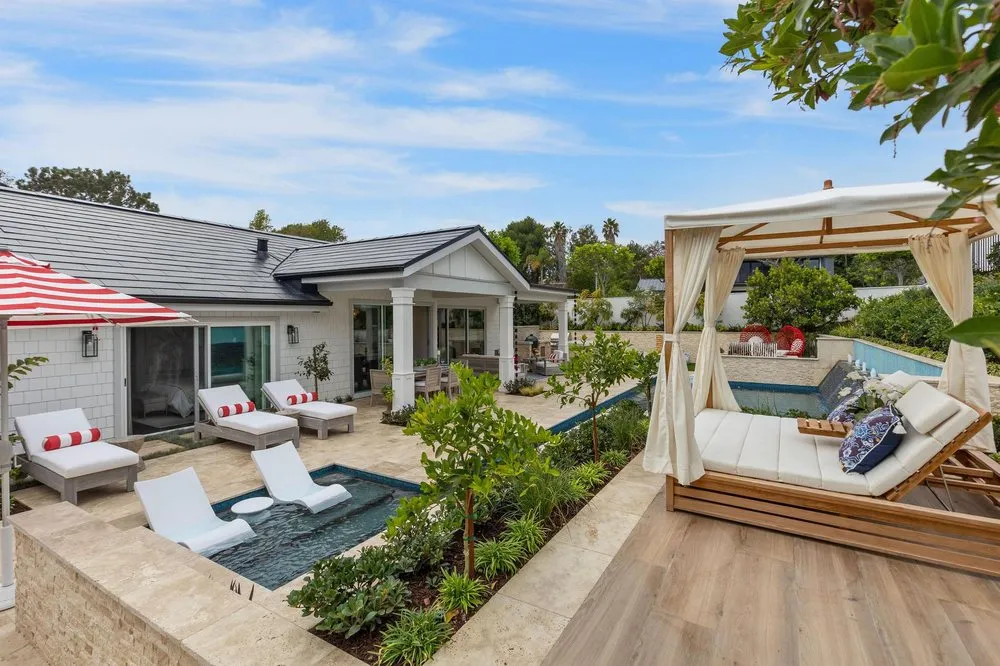 Reliable garden landscaping experts serving Irvine, CA - Landmark Custom Landscape