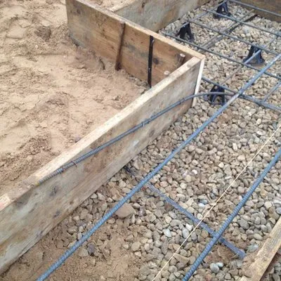 Landmark Improvements Logo