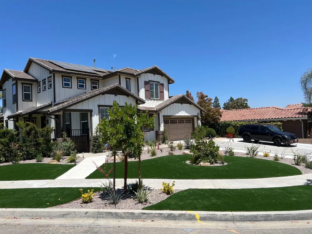 Custom garden landscaping experts serving Simi Valley, CA - Landmark Landscape Corp