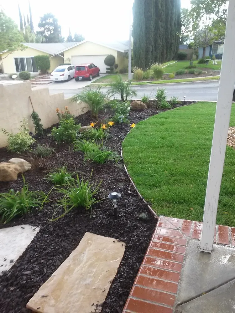 Expert lawn care service experts serving Simi Valley, CA - Landmark Landscape Corp