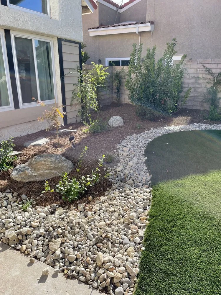 Professional yard cleanup service experts serving Simi Valley, CA - Landmark Landscape Corp