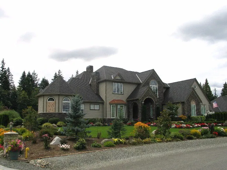 Top-rated lawn mowing service near you across Tacoma, WA - Landmark Landscaping