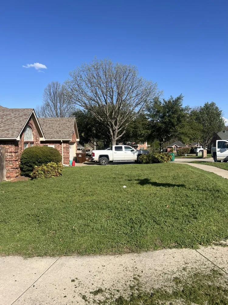 Local garden landscaping for beautiful yards in Denton, TX by Landons Landscaping