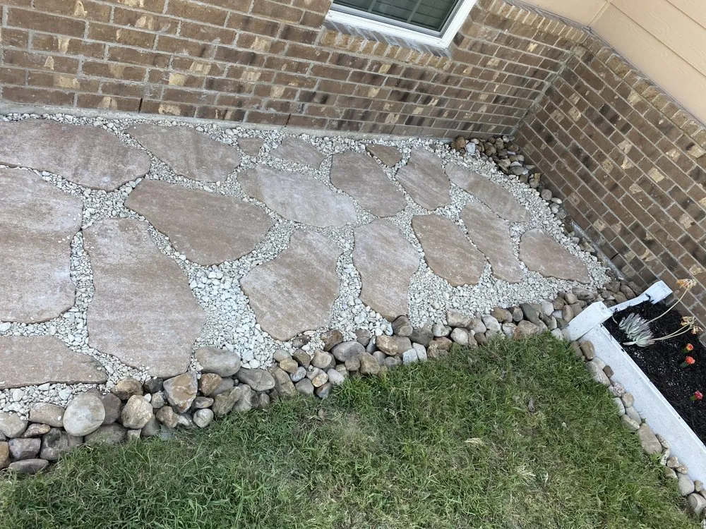 Professional yard cleanup service in Georgetown, TX by Landonscaping