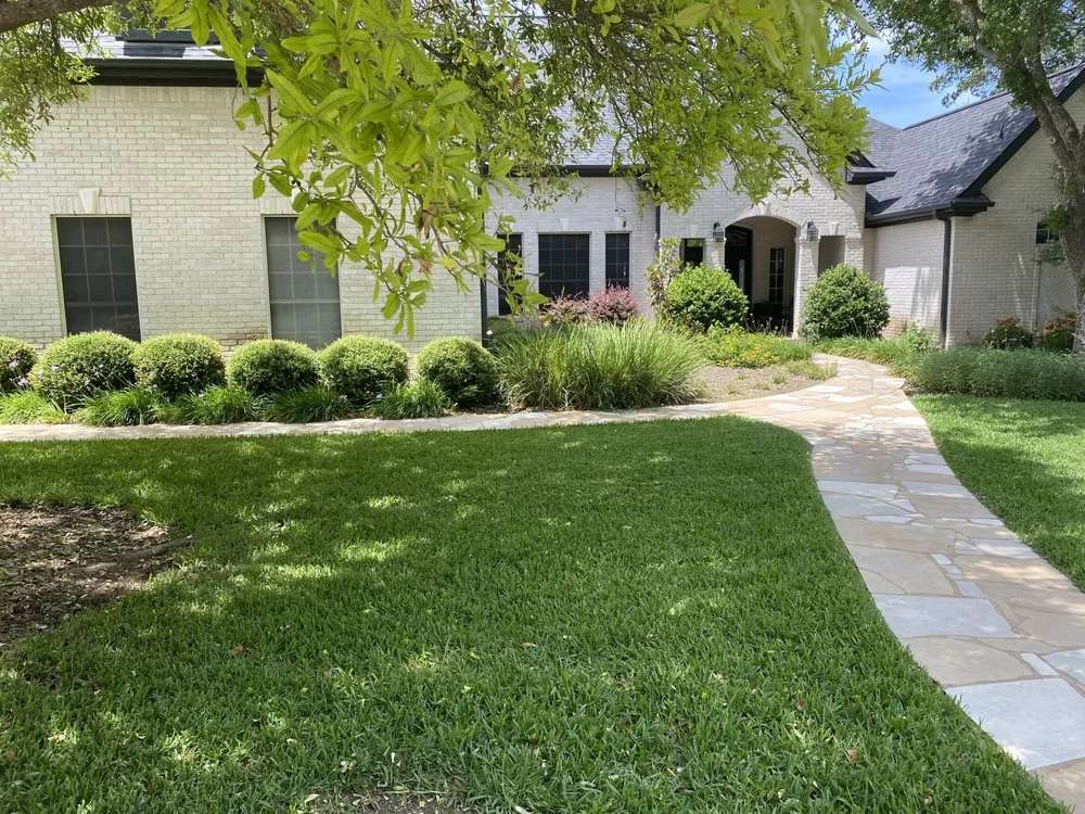 Top-rated landscaping services in Georgetown, TX by Landonscaping
