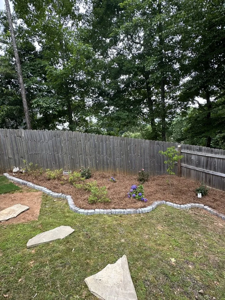 Reliable garden landscaping in Carrollton, GA by Lando’s Landscaping and Home Needs