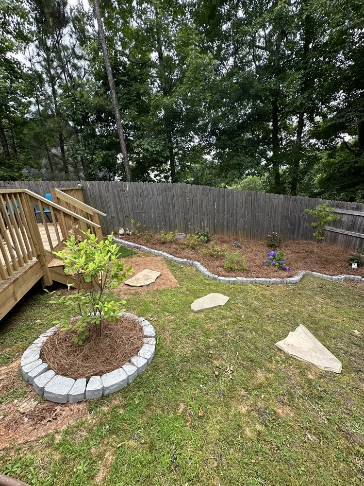 Affordable garden landscaping for year-round maintenance in Carrollton, GA by Lando’s Landscaping and Home Needs