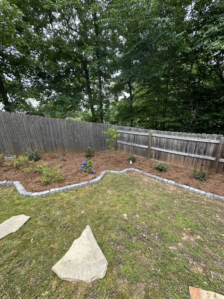 Expert outdoor landscaping in Carrollton, GA - Lando’s Landscaping and Home Needs