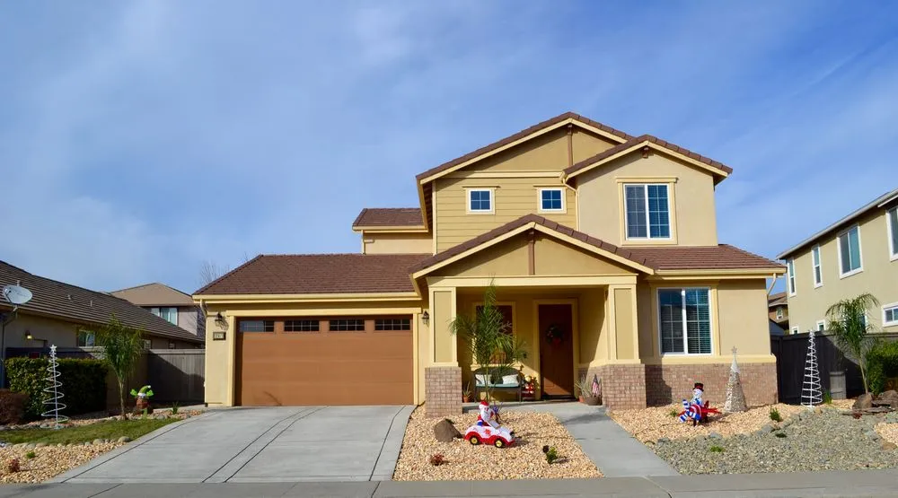 Professional garden landscaping for beautiful yards in Elk Grove, CA by Landpark Landscape