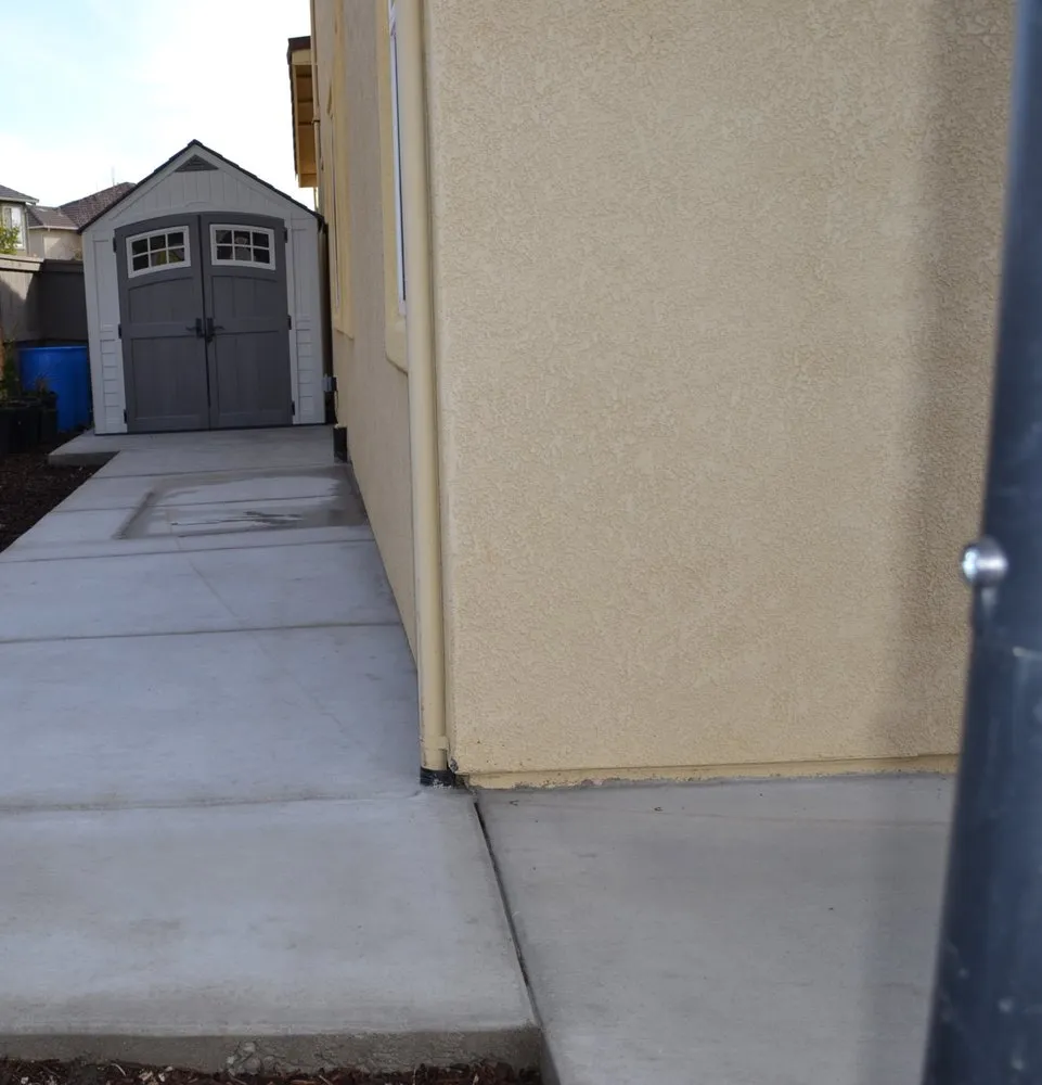 Trusted yard cleanup service for beautiful yards across Elk Grove, CA - Landpark Landscape