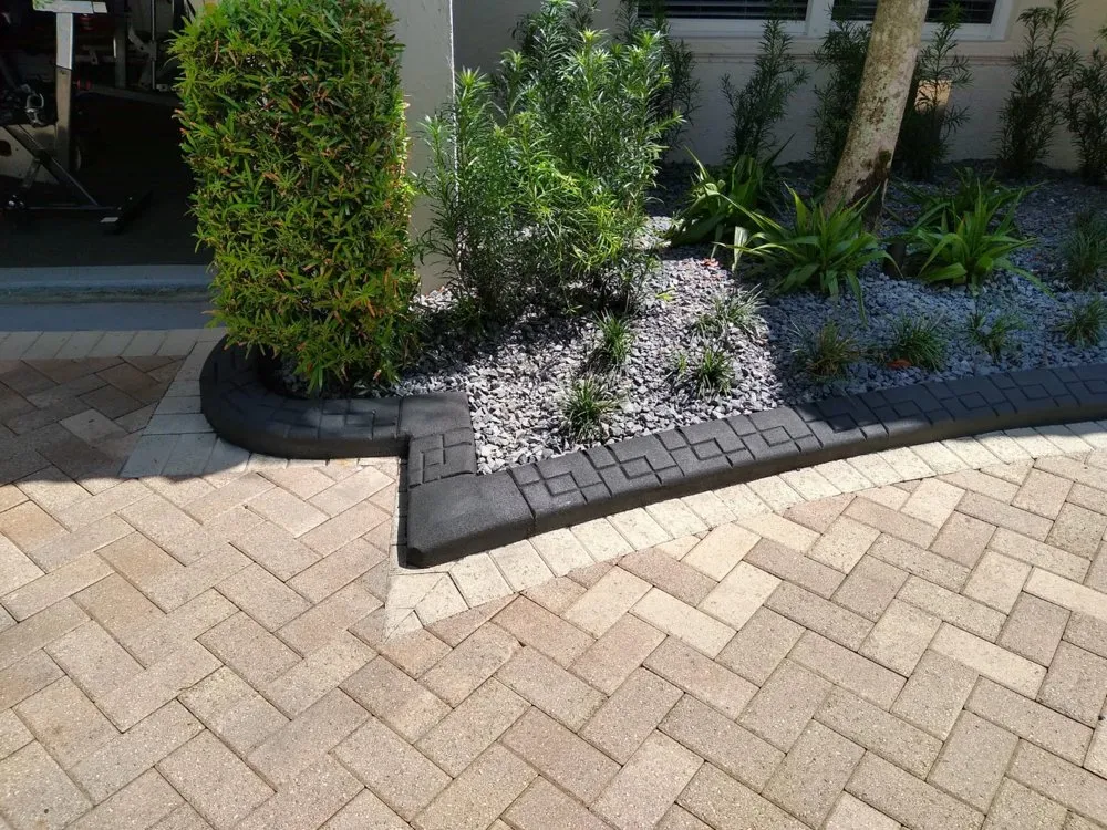 Local landscape design for year-round maintenance across Fort Lauderdale, FL - Landscape & Borders