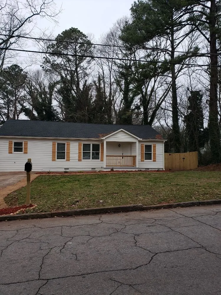 Custom yard maintenance in Atlanta, GA - Landscape 4 Life