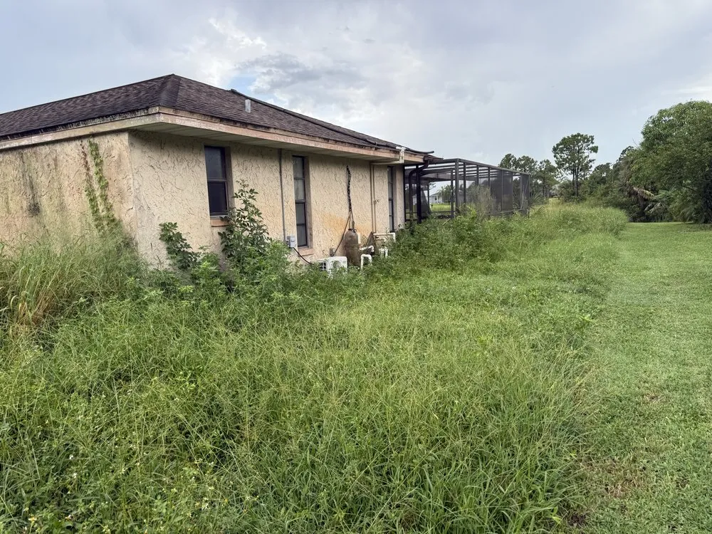 Local residential landscaping experts serving Lehigh Acres, FL - Landscape Adrian