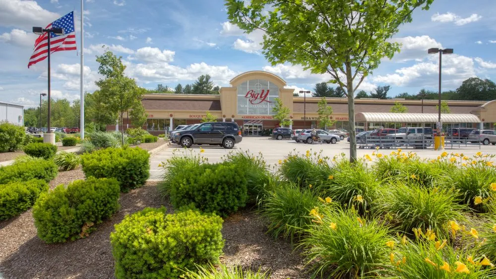 Top-rated yard maintenance in Wrentham, MA by Landscape America