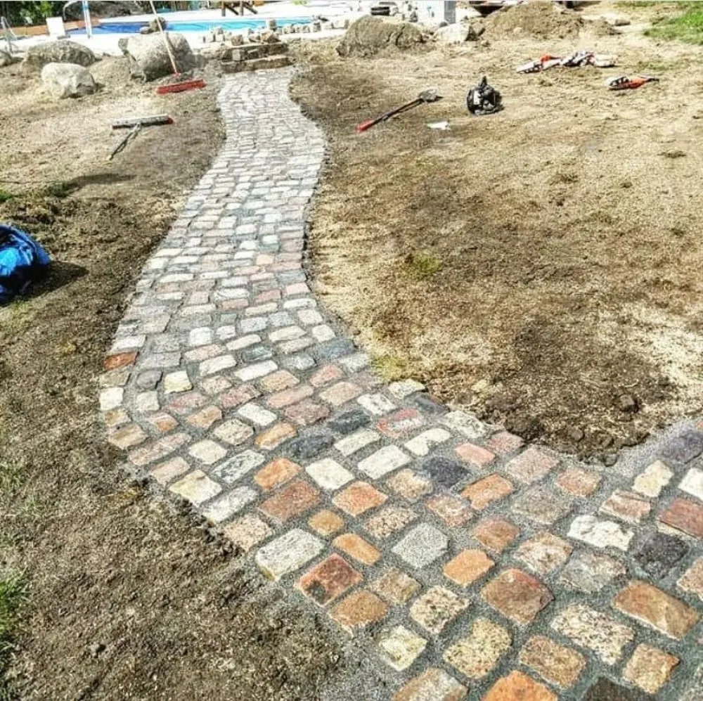 Local yard cleanup service near you across El Monte, CA - Landscape And Design