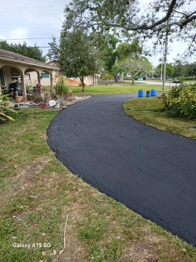 Local yard maintenance experts serving Greenacres, FL - Landscape And Design Plus