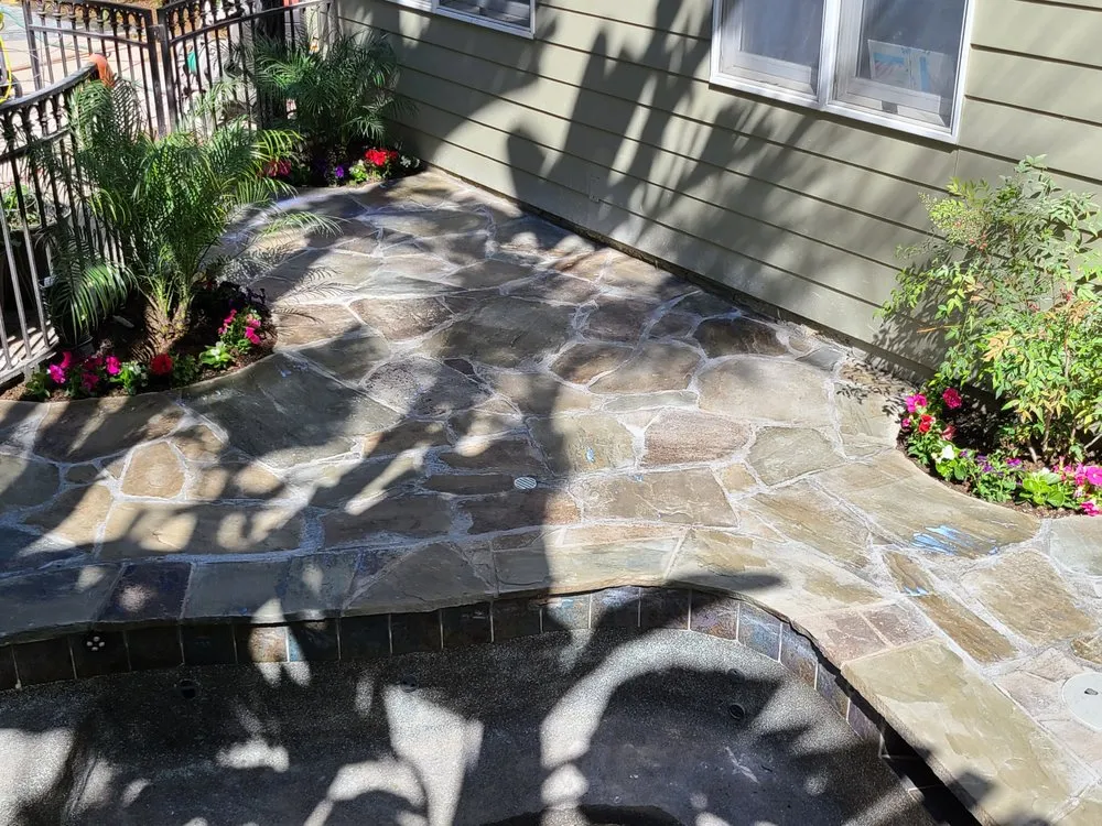 Professional garden landscaping in Orange, CA by Landscape and outdoor living