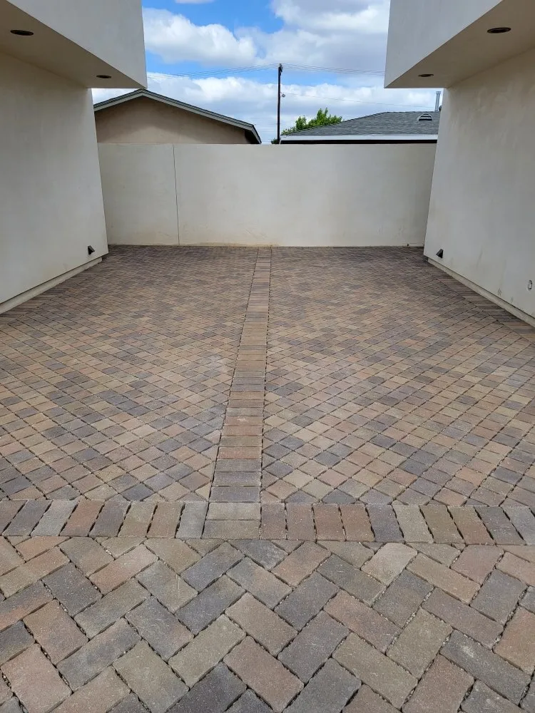 Custom garden landscaping with custom design in Riverside, CA by Landscape and Transport