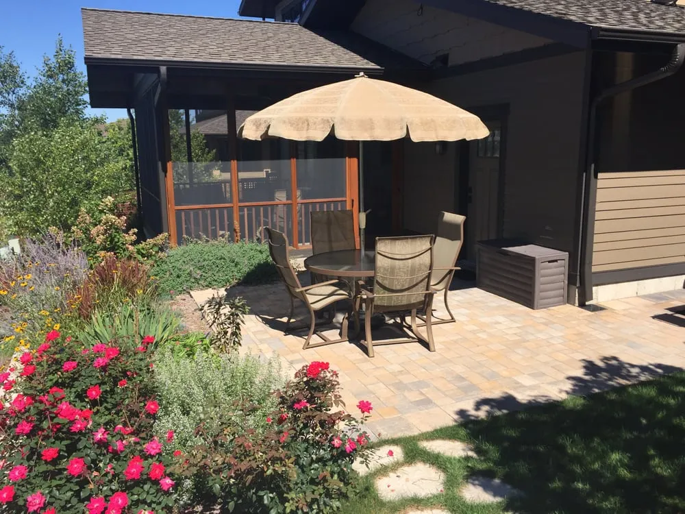 Top-rated yard maintenance for beautiful yards in Madison, WI by Landscape Architecture