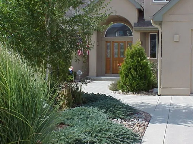 Top-rated yard maintenance with custom design across Lafayette, CO - Landscape Artisans West