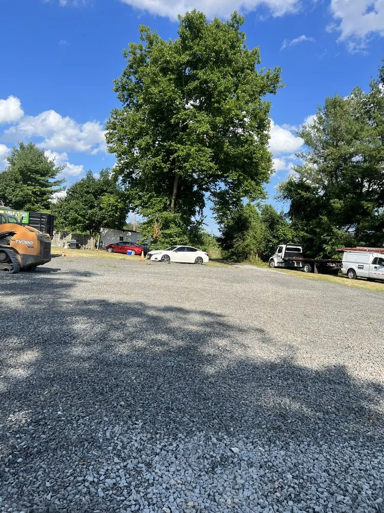 Top-rated yard maintenance with custom design across Freehold, NJ - Landscape Artist