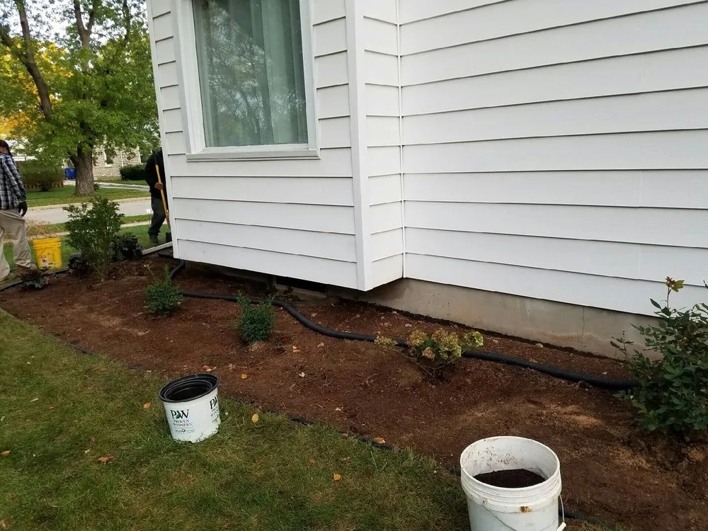 Expert lawn care service in De Pere, WI - Landscape Associates