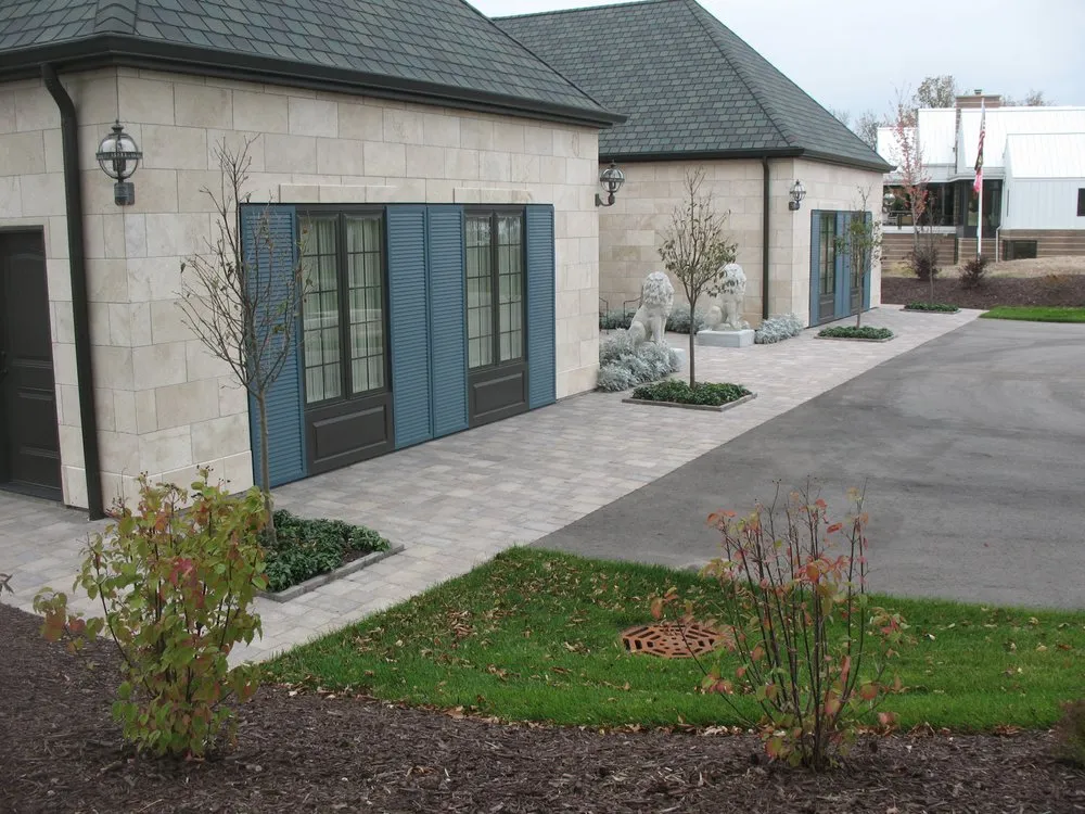 Expert yard maintenance in De Pere, WI by Landscape Associates