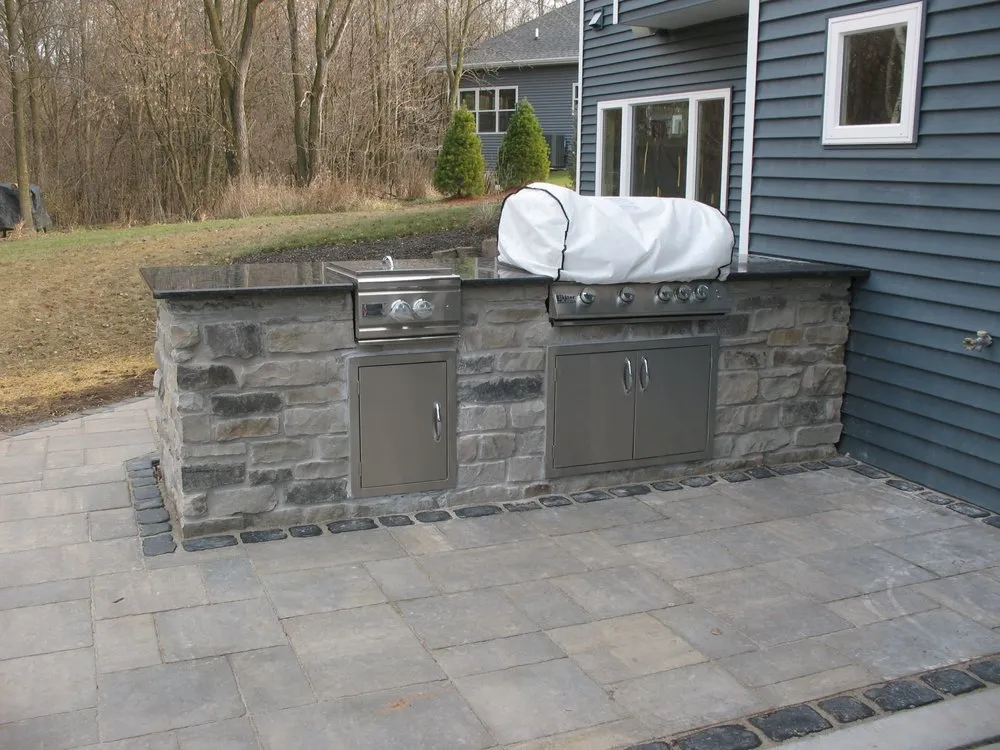 Trusted yard cleanup service in De Pere, WI - Landscape Associates