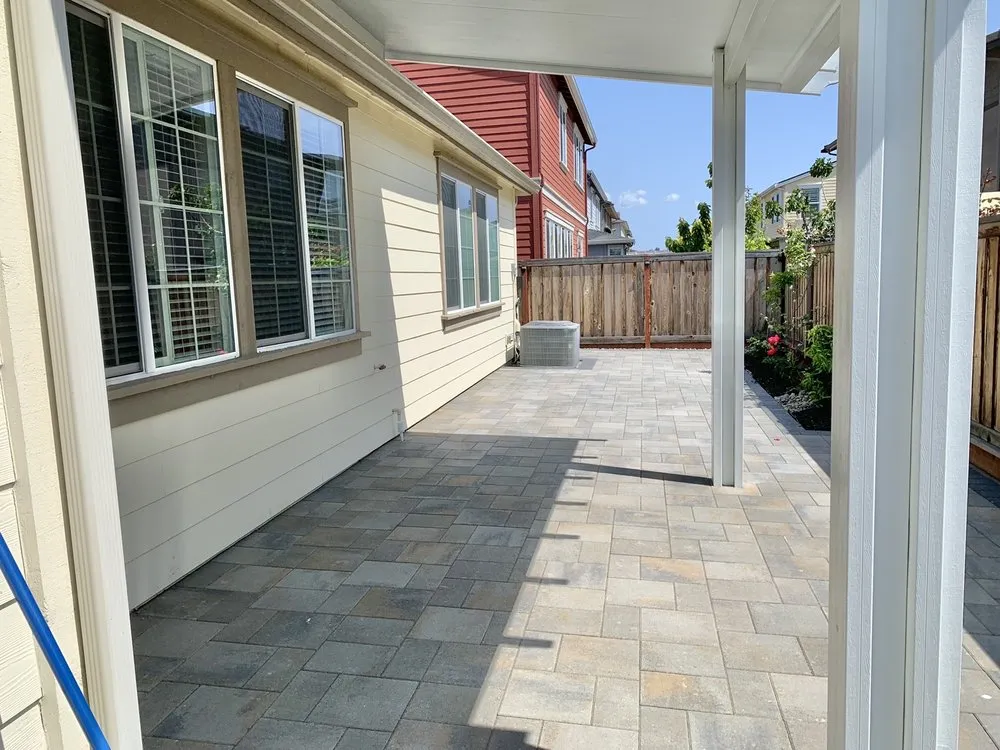 Affordable yard maintenance for year-round maintenance across Los Gatos, CA - Landscape Associates of CA