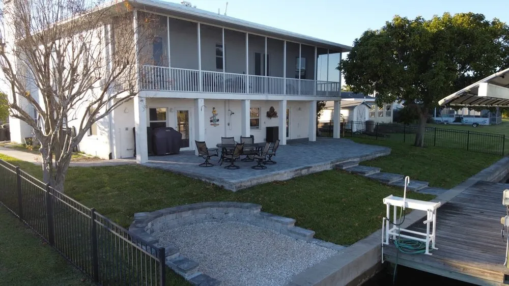 Custom lawn care service in Palmetto, FL - Landscape By Design of Palmetto