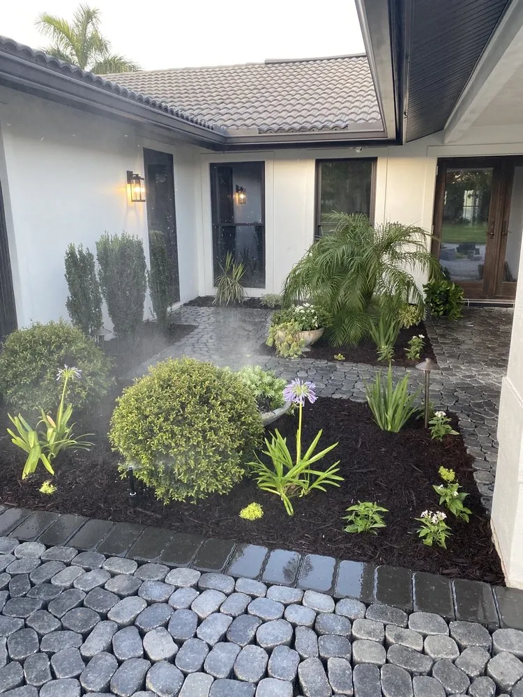 Expert residential landscaping experts serving St Petersburg, FL - Landscape By Palmer