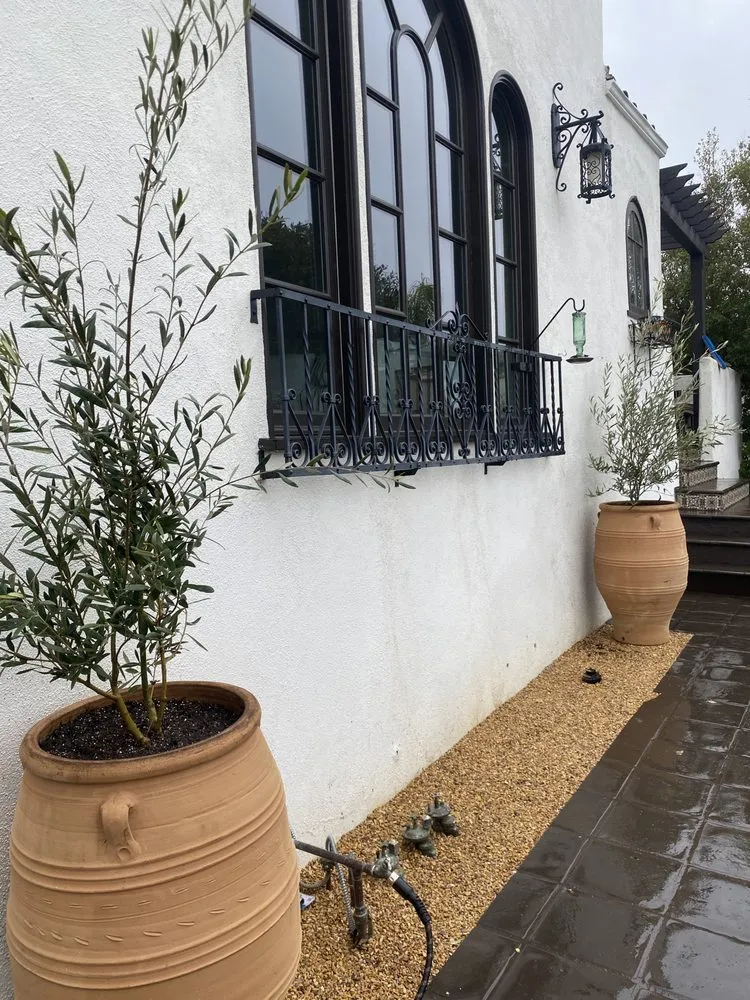 Reliable lawn mowing service for homes across San Gabriel, CA - Landscape Californica