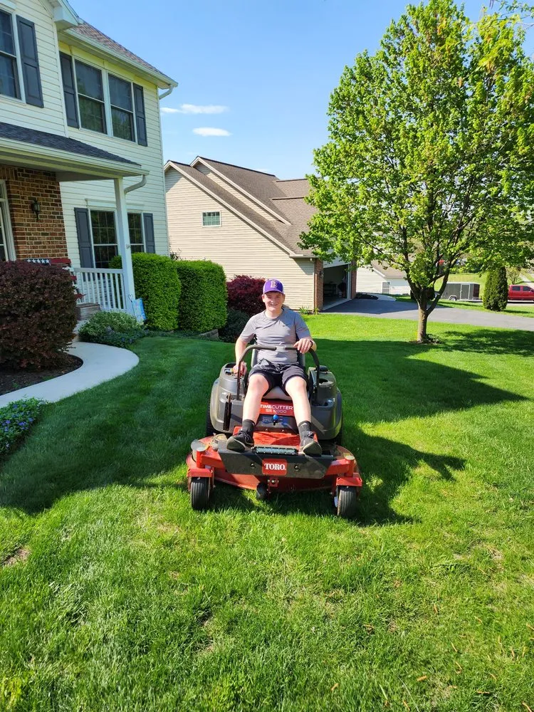 Reliable yard maintenance in Carlisle, PA by landscape