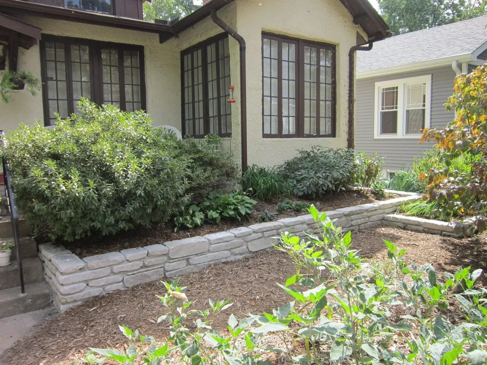 Custom landscape installation in St. Louis, MO - Landscape Concepts