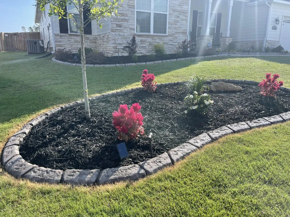 Professional yard maintenance for homes in Grovetown, GA by Landscape Concrete Curbing