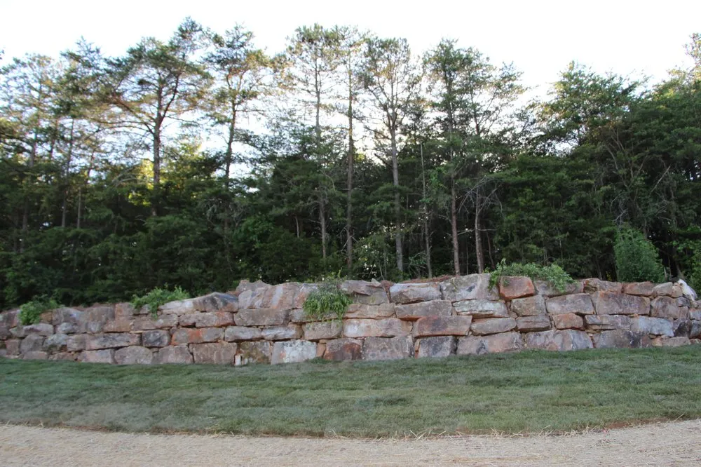 Top-rated yard cleanup service in Calhoun, GA - Landscape Creations