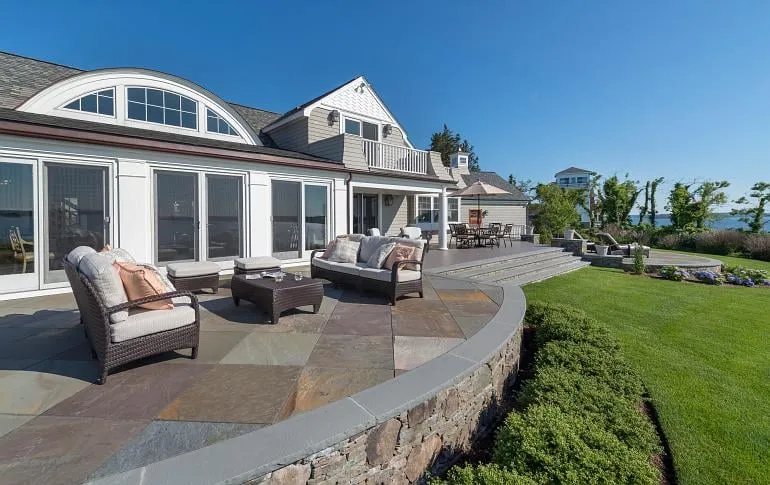 Expert yard cleanup service experts serving Saunderstown, RI - Landscape Creations of Rhode Island