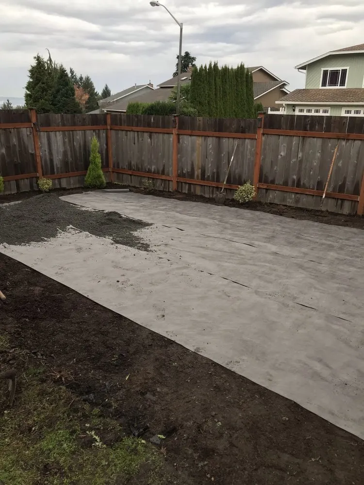 Expert yard maintenance near you in Federal Way, WA by Landscape Cultivators