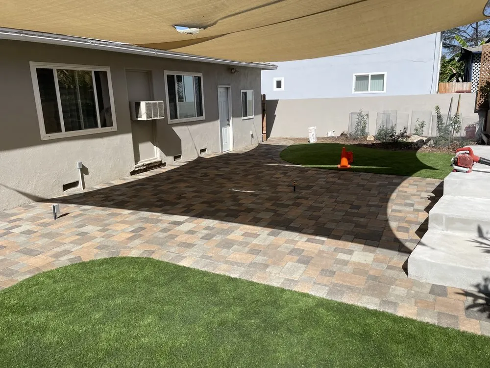 Trusted lawn mowing service with custom design across Escondido, CA - Landscape De Coronado