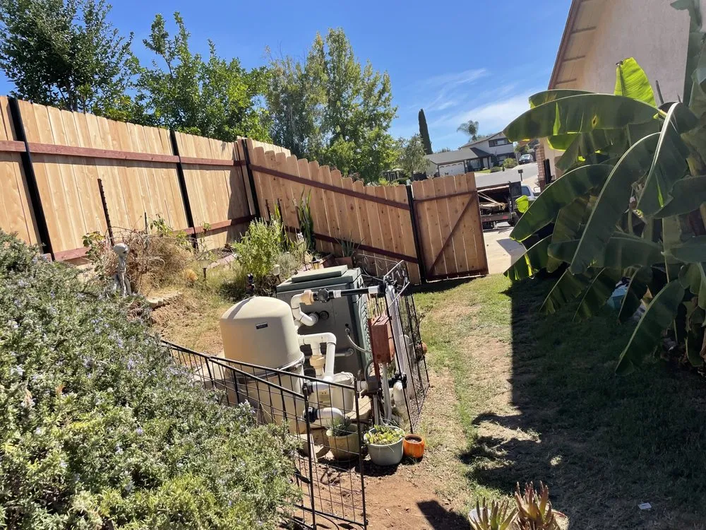 Local yard maintenance in Escondido, CA - Landscape De Coronado