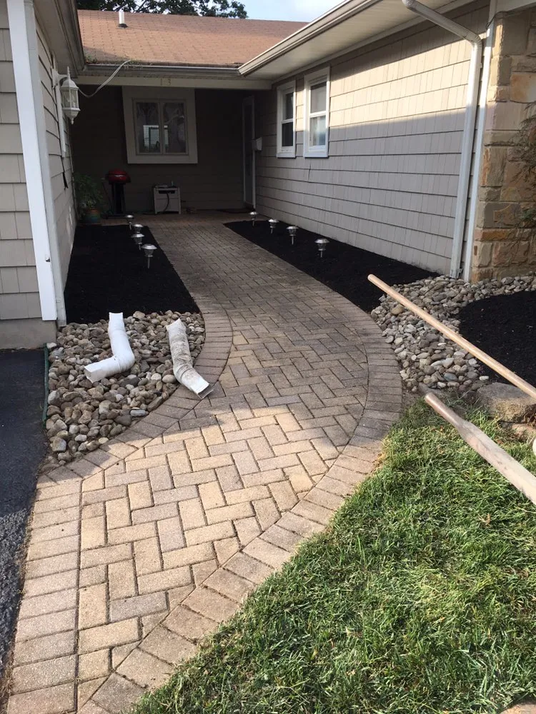 Professional yard maintenance near you in Perth Amboy, NJ by Landscape Design & Maintenance