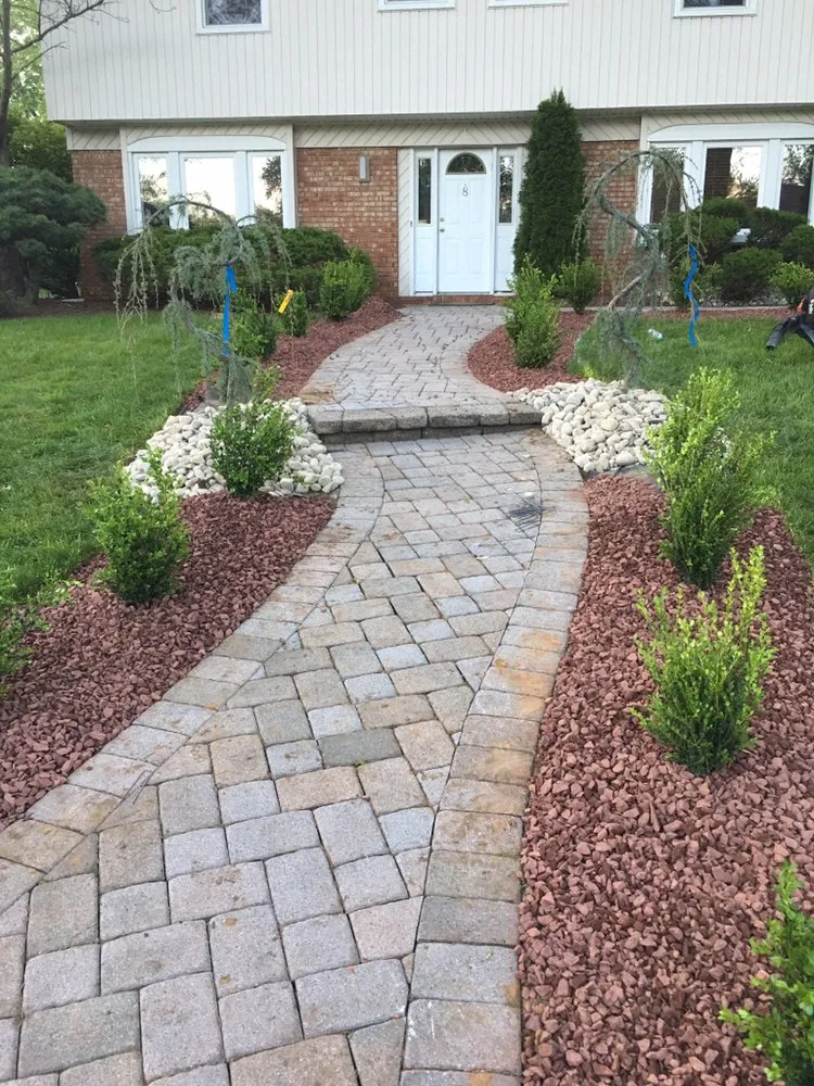 Trusted landscaping services experts serving Perth Amboy, NJ - Landscape Design & Maintenance