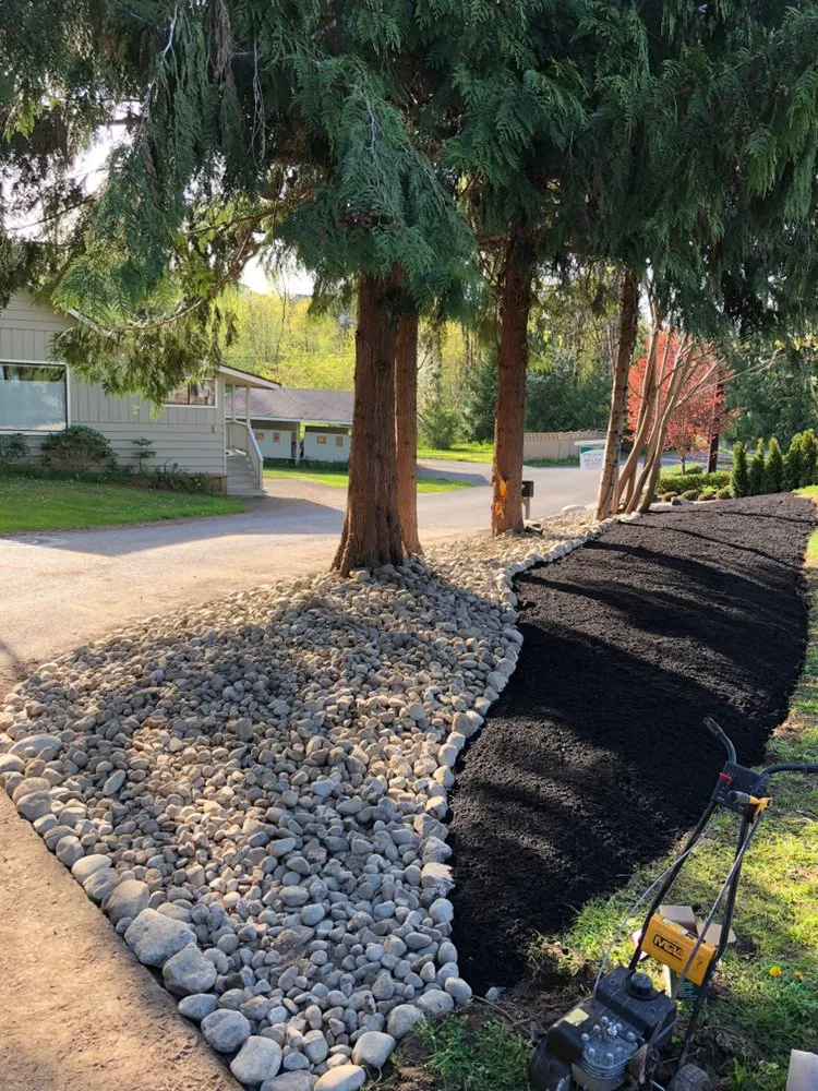 Affordable landscape design in Everett, WA by Landscape Design Construction