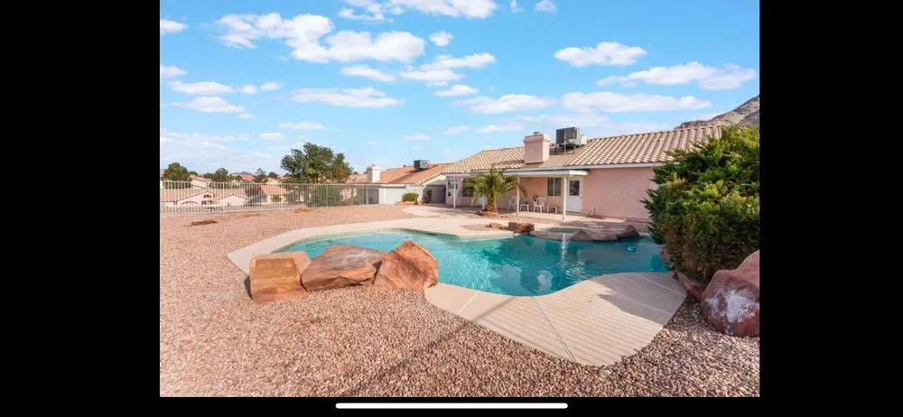 Custom yard cleanup service experts serving Las Vegas, NV - Landscape Design