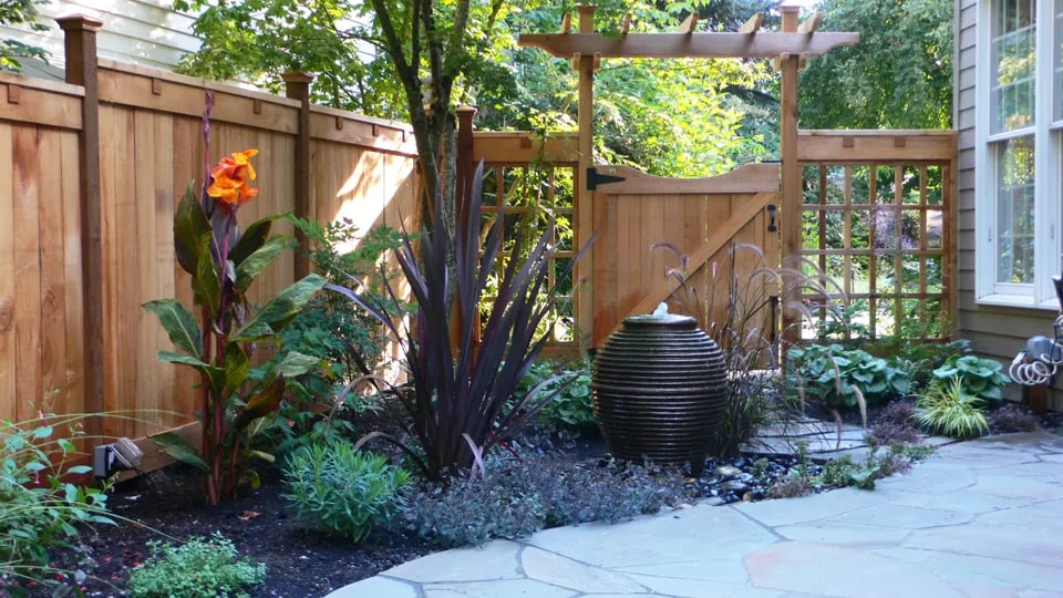 Custom residential landscaping in Clackamas, OR - Landscape East & West