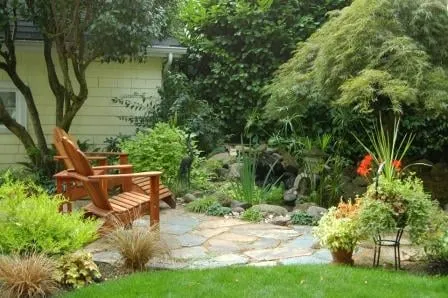 Expert garden landscaping experts serving Clackamas, OR - Landscape East & West
