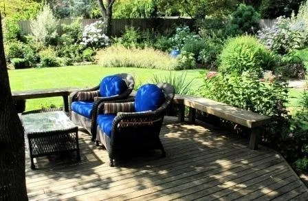 Custom yard cleanup service for beautiful yards in Hillsboro, OR by Landscape East & West